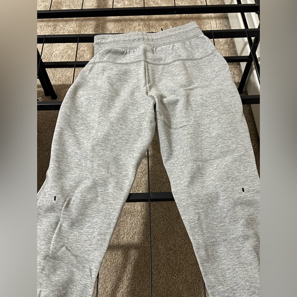 Youth Large Nike Tech Fleece light Gray Joggers with Black Accents - Picture 7 of 7